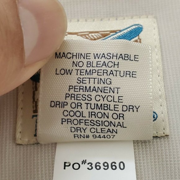 TravelSmith Women’s Beige Khaki Spread Collar Three-Button Blazer Jacket Size 8P - Picture 9 of 10